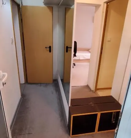 2 Bedroom House In Downtown With Garden Next To The Beach,sea Garden 5 Min By Walk 빌라 부르가스