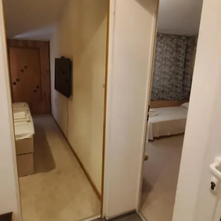2 Bedroom House In Downtown With Garden Next To The Beach,sea Garden 5 Min By Walk 빌라 *