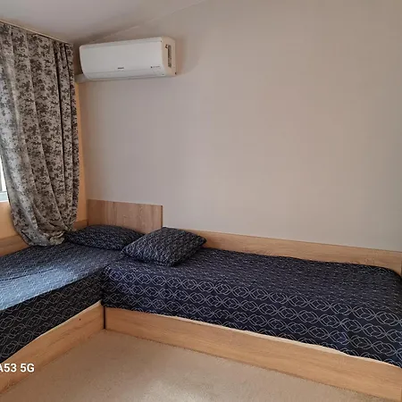 Deluxe Top Center Independent House -5 Min By Walk From Beach #House With Garden'S Tent ,2 Bedrooms And Living Room With Equiped Kitchen&Comfort Included#Promenade 5 Min By Walk וילה בורגאס