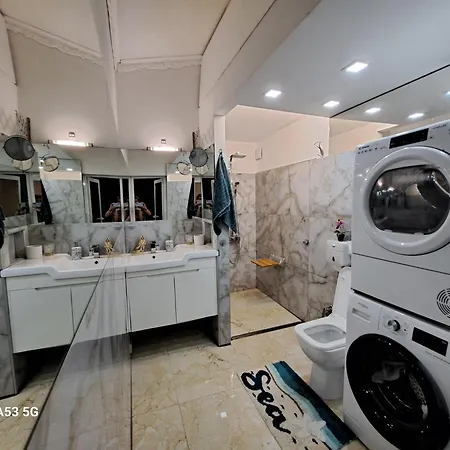 빌라 2 Bedroom House In Downtown With Garden Next To The Beach,sea Garden 5 Min By Walk *